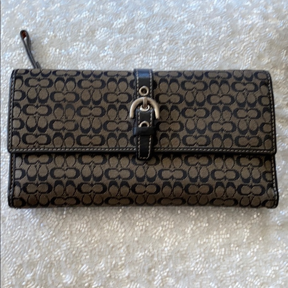 Coach wallet